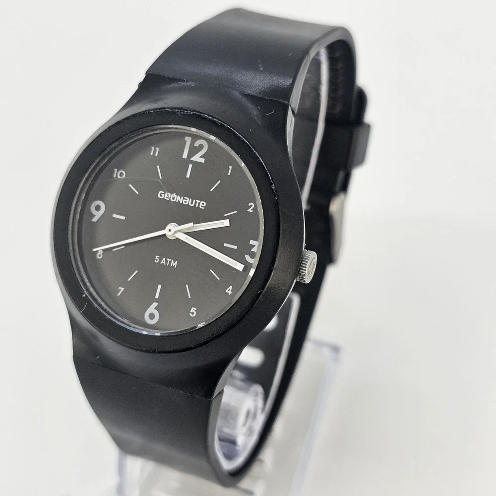 Geonaute Men's Watch 38MM Black Dial Black Plastic Bands New Battery